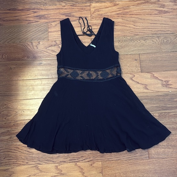 Free people black mini dress crochet waist vneck coverup - Picture 6 of 7